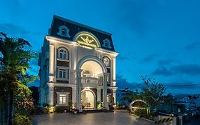 Minh Chien Hotel